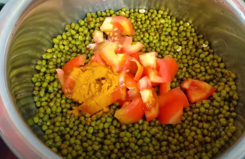 Cherupayar Curry